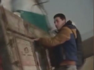 Kamyonet Arkasına Asılıp, Ölüme Davetiye Çıkardılar