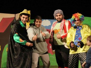 Minik Tiyatroseverler Eğlenerek Öğrendi