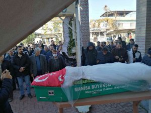 Cinayete Kurban Giden Tuğba Gelinlikle Uğurlandı