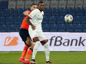 Spor Toto Süper Lig: Medipol Başakşehir: 2 - Antalyaspor: 0 (Maç Sonucu)