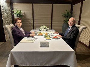 Kılıçdaroğlu-akşener Görüşmesi Başladı