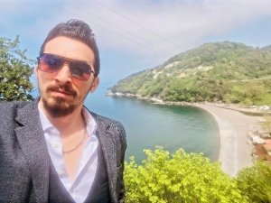 Cam Parçasıyla Yaralanan Şahıs Hastanede Kurtarılamadı