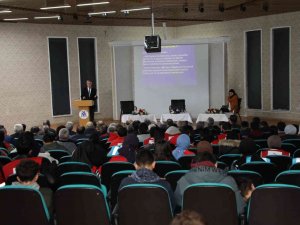 Erzincan’da Depremle Yaşamak Konulu Açık Oturum Yapıldı, Fotoğraf Sergisi Açıldı
