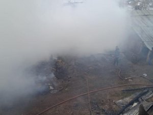 Bayburt’ta Meydana Gelen İki Ayrı Yangında 5 Ev İle 1 Ahırda Hasar Oluştu