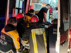 Tarlaya Uçan Minibüs Gence Mezar Oldu; 1 Ölü, 2 Yaralı