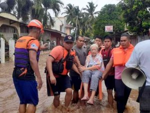 Filipinler’deki Sel Felaketinde Can Kaybı 25’e Yükseldi