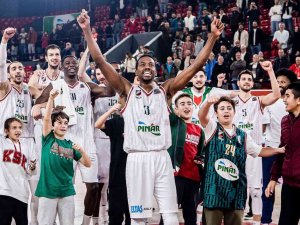 Pınar Karşıyaka, Zirveye Oynuyor