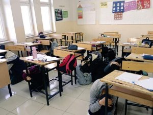 Afad Okullarda Eğitime Devam Ediyor