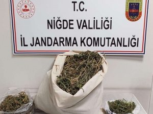 Jandarma Operasyonunda 4 Kilo 700 Gram Uyuşturucu Ele Geçirildi
