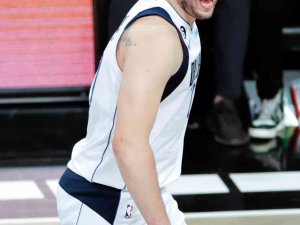 Luca Doncic, Nba Tarihine Geçti