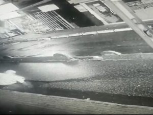 İ̇stanbul’da Taksiciye Dayak Kamerada: Gasp Oyununu Polis Bozdu