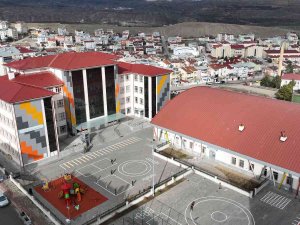 Sivas’ta Kütüphanesiz Okul Kalmadı