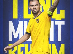 Tunç Murat Behram, Yeni Mersin İ̇dman Yurdu’na Kiralandı