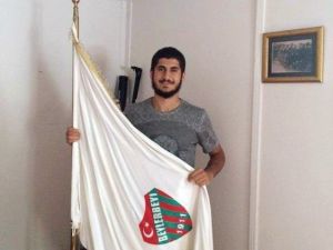 Malatyalı Genç Futbolcu Beylerbeyispor’a Transfer Oldu