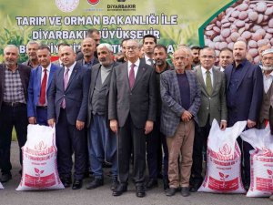 Diyarbakır’da Kırsal Kalkınma İçin Üreticiler Desteklendi