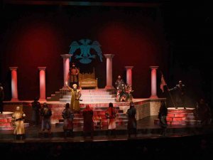 Konya Şehir Tiyatrosu’nun Oyunlarını 2022’de 93 Bin 669 Sanatsever İzledi