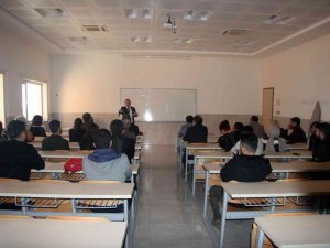 Kilis Tarımı Ve Ziraat Mühendislerinin Tarıma Katkısı Konferansı Düzenlendi