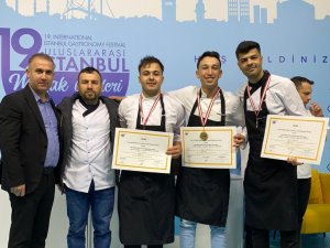 Denizli’de Aşçılık Programı Öğrencilerinden Büyük Başarı