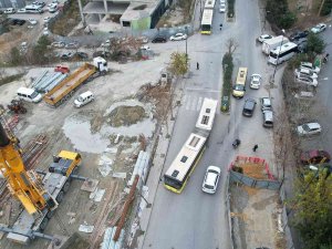 İ̇ett Otobüsü Arızasına Bir Yenisi Daha Eklendi