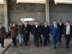 İ̇l Protokolü Tarım Mükemmeliyet Merkezini İnceledi