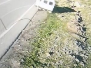 Kahramanmaraş’ta Minibüs İle Halk Otobüsünün Çarpıştığı Kaza Anı Kamerada