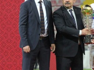 Tff Bölge Müdürü Elbaşı Görevden Ayrıldı