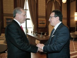 Cumhurbaşkanı Erdoğan, Tunus Nida Partisi Genel Başkan Yardımcısı Sibsi’yi Kabul Etti