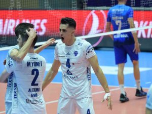 Ertuğrul Gazi Metin, Rakiplerine Duvar Ördü