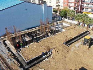 Germencik’te Gençlik Merkezi Ve Futbol Sahası Projelerinin Çalışmaları Sürüyor