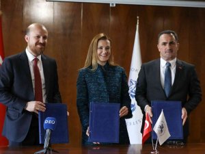 Deü’de ’Fetihleri Anlamak Fatihleri Anmak’ Konulu Panel