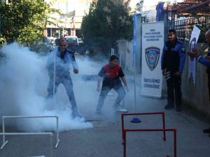 Adanalı Çocuklar Mahallerine “Survivor”ı Getirdi, Polisler De Onlarla Yarıştı