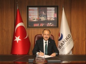 Rektör Dağlı’dan Yılbaşı Kutlaması