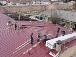 İ̇znik’te Bir Uçtan Bir Uca Çalışmalar Devam Ediyor