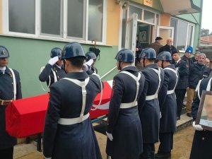 Emekli Asker Son Yolculuğuna Törenle Uğurlandı