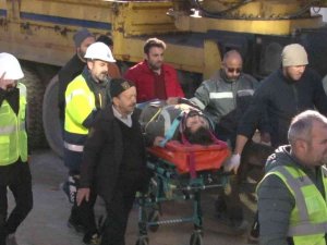 Ataşehir’de Metro Şantiyesinde Yüksekten Düşen İşçi Yaralandı