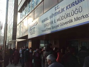 Eyt Kararını Yeni Yıl Hediyesi Olarak Değerlendirdiler