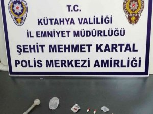 Kütahya’da Bekçiler 2 Kişinin Üzerinde Uyuşturucu Ele Geçirdi
