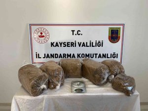 Kayseri’de 16 Kilo Kaçak Tütün Ele Geçirildi