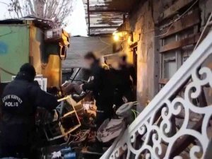 Hırsızlara 110 Polis İle Eş Zamanlı Şafak Operasyonu: 22 Gözaltı