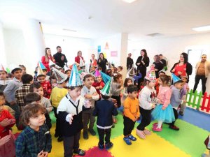 Minikler Yeni Yılı Gündüz Bakımevinde Kutladı