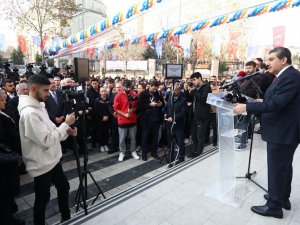 Bakan Kasapoğlu, Esenler’deki Spor Kompleksinin Açılışına Katıldı