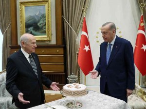 Cumhurbaşkanı Recep Tayyip Erdoğan, Cumhurbaşkanlığı Külliyesi’nde Mhp Genel Başkanı Devlet Bahçeli’yi Kabul Etti.