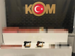 Yılbaşı Öncesi Sahte Alkol Operasyonu: Onlarca Şişe Sahte Alkol Ele Geçirildi