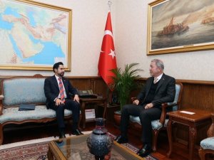 Bakan Akar, Guetemala’nın Ankara Büyükelçisi Barrios’u Kabul Etti