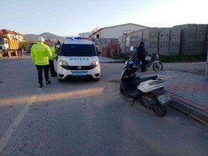 Motosiklet Sürücüsü Ölümden Döndü