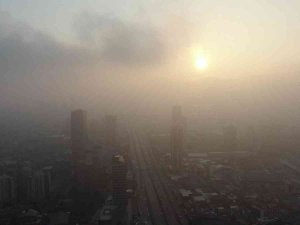 İ̇stanbul’da Yoğun Sise Gün Doğumu Eşlik Etti