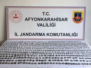 Akaryakıt İstasyonunda 670 Adet Sikke İle Yakalandı