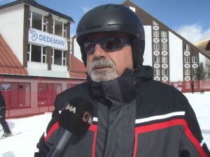 Uludağ’da Kar Olmayınca Kayağın Adresi Palandöken Oldu