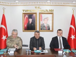 Tunceli’de Yeni Yıl Öncesi Asayiş Ve Güvenlik Toplantısı