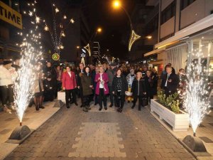 Cebesoy Sokak Işıl Işıl Oldu